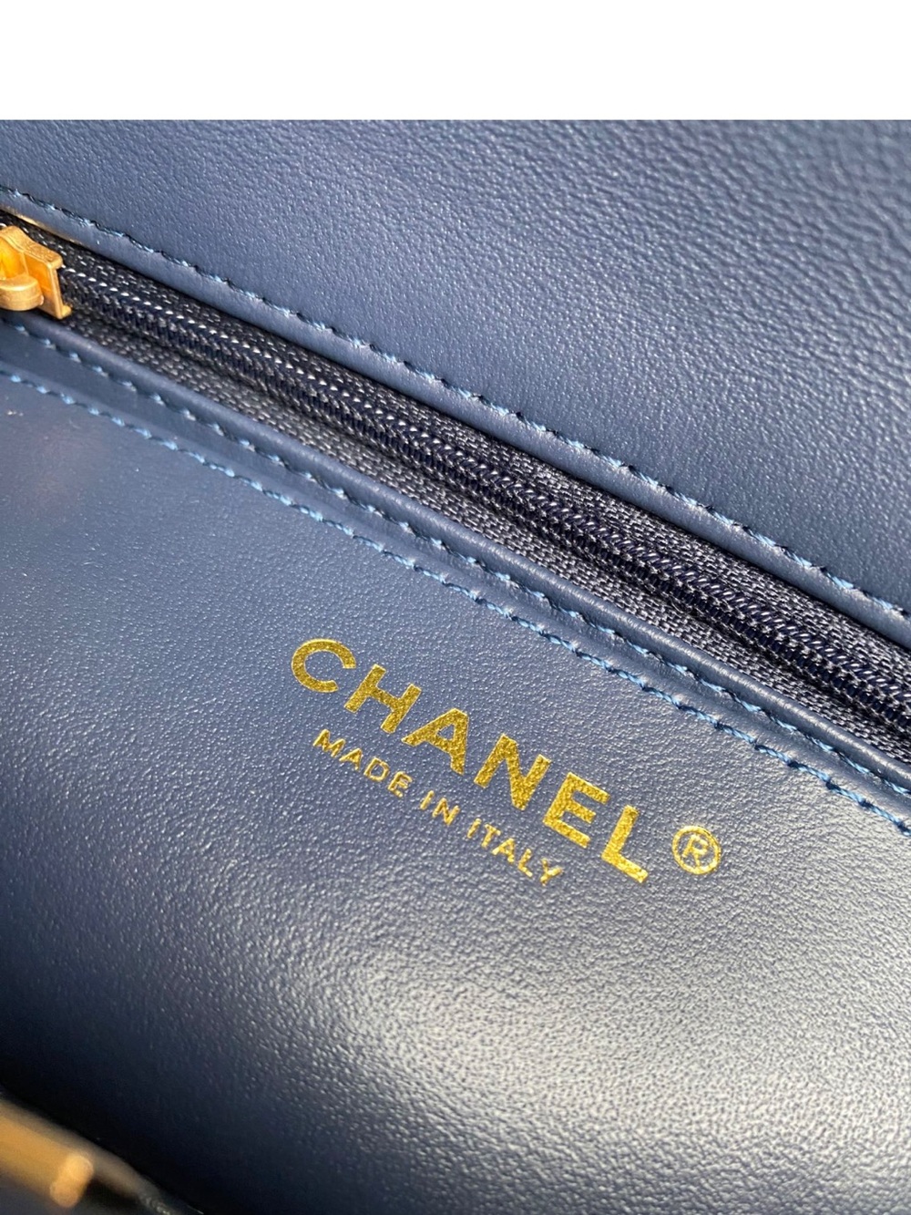 CHANEL Denim Quilted Shoulder Bag in Blue with Gold Hardware - Picture 6 of 13